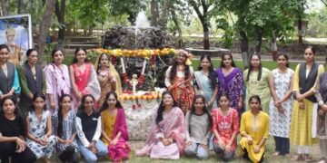 गोदावरी अभियांत्रिकी महाविद्यालयात दहीहंडीचा जल्लोष