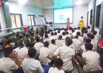 जिल्हा मानांकन कॅरम स्पर्धेत रईस शेख विजेता तर नईम अन्सारी उपविजयी