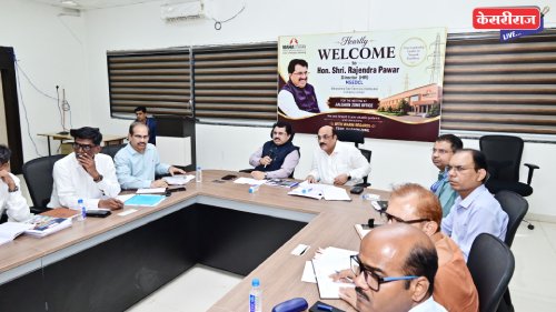 सुरळीत वीजपुरवठ्यासह वीजबिल वसुलीस प्राधान्य द्या : संचालक राजेंद्र पवार यांचे निर्देश