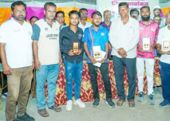 जिल्हा मानांकन कॅरम स्पर्धेत रईस शेख विजेता तर नईम अन्सारी उपविजयी
