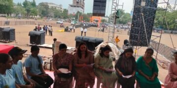 शिवतीर्थावरील युवतींच्या दहीहंडीला उदंड प्रतिसाद!