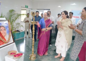 युवतींच्या दहीहंडीत शिवतीर्थावर नारीशक्तीचा थरार; कृष्णभक्तीतून समानतेचा जागर