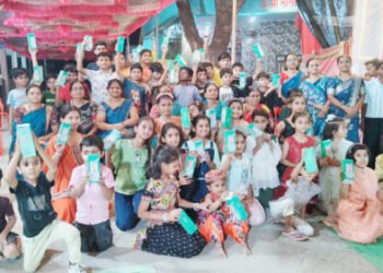राज नगर दुर्गा उत्सव मंडळातर्फे बाल गोपाळांना बक्षिस वाटप संपन्न