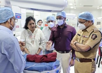 जळगाव हादरले : १० दिवसांच्या नवजात बालिकेला निर्जन स्थळी टाकले..! तरुणाच्या सतर्कतेने जीव वाचला