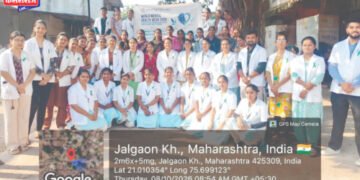 मानसिक आरोग्य जनजागृतीसाठी गोदावरी नर्सिंगच्या विद्यार्थ्यांची रॅली