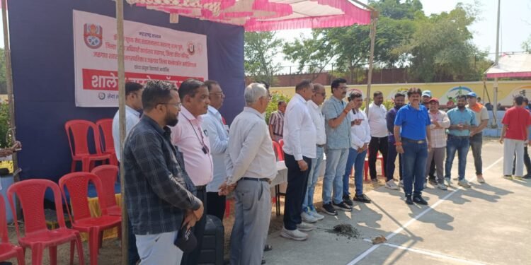 डॉ. उल्हास पाटील कॉलेज ऑफ फिजिओथेरपी, जळगाव येथे जागतिक संधिवात दिनानिमित्त व्यायाम सत्राचे आयोजन