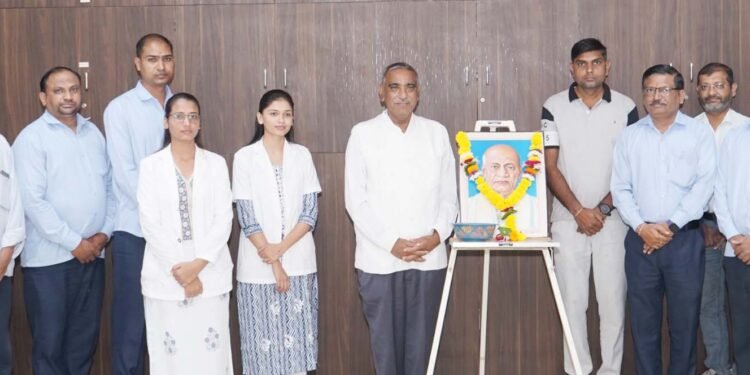 गोदावरीत सरदार पटेल यांना अभिवादन